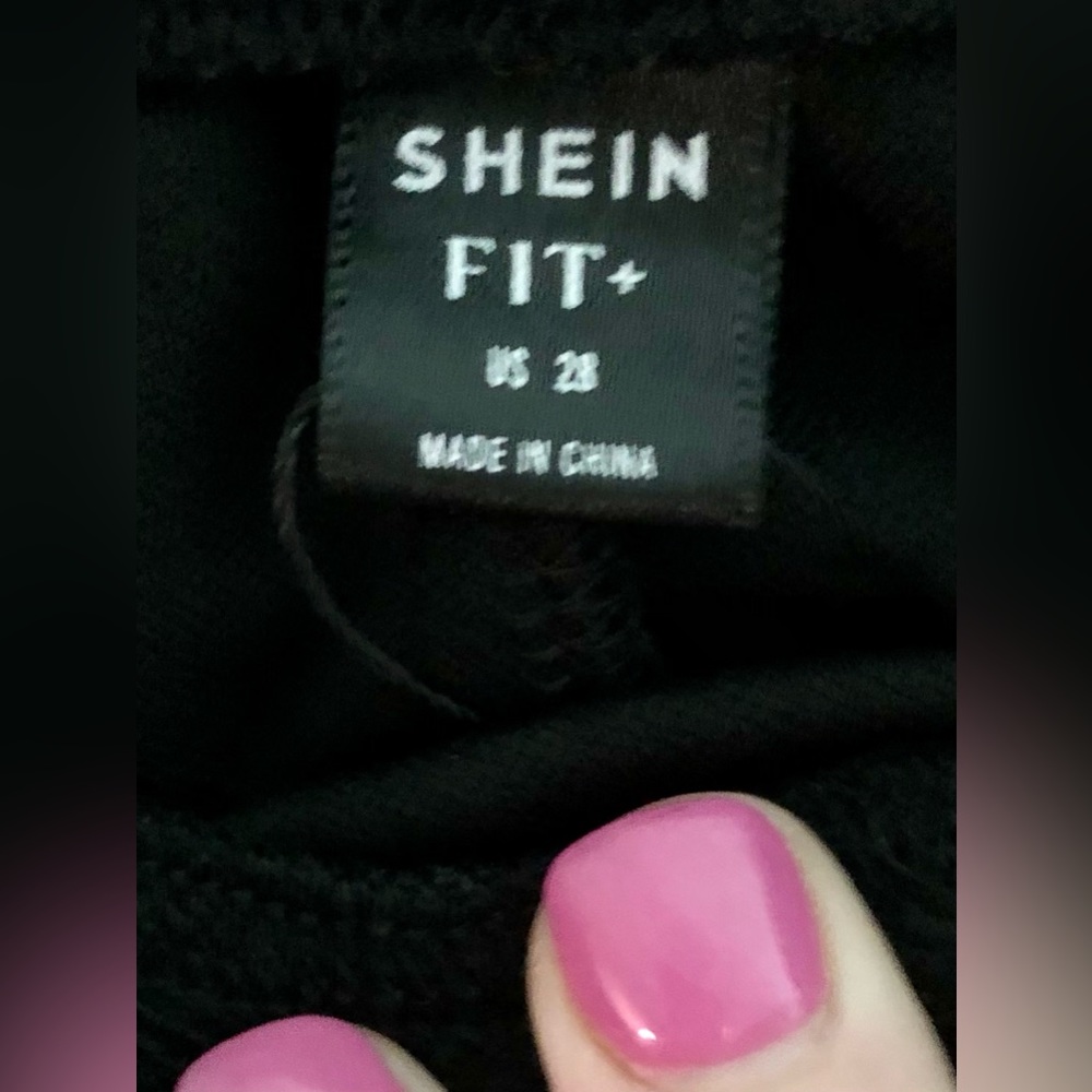 SHEIN Curve+ sz 28 Black Flare Leg Pants EUC - Picture 8 of 10